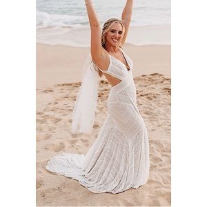 Bohemian beachy wedding dress EXCELLENT condition